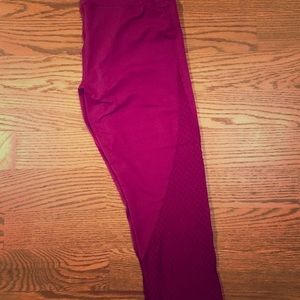 NWT Maroon Forever21 Workout Leggings Size L